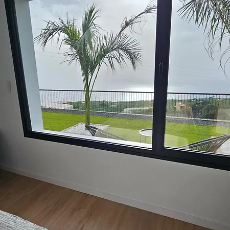 Casa Laina - Piscina Climatizada טיחראפה