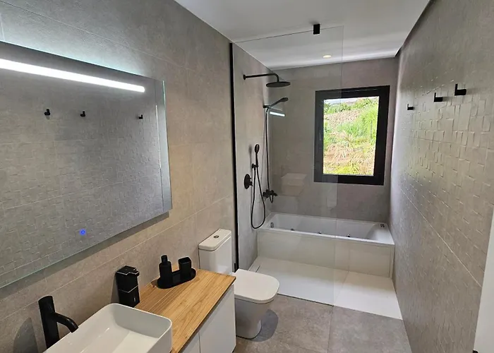 Casa Laina - Piscina Climatizada *