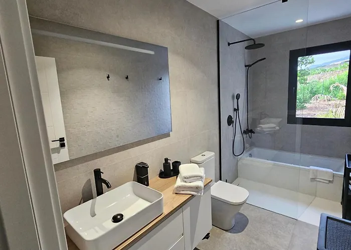 Casa Laina - Piscina Climatizada Tijarafe