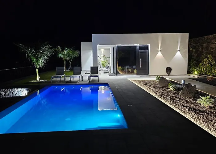 Casa Laina - Piscina Climatizada Villa