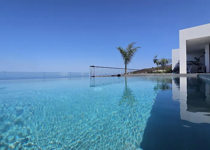 Casa Laina - Piscina Climatizada Villa