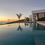 Casa Laina - Piscina Climatizada Villa