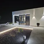Casa Laina - Piscina Climatizada Villa