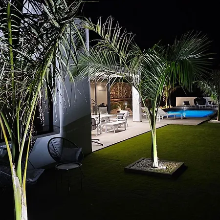 Casa Laina - Piscina Climatizada * Tijarafe