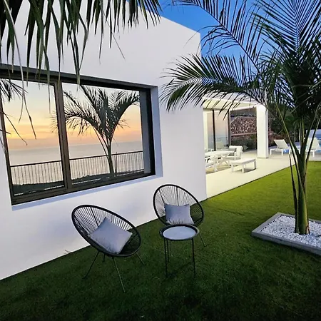 Casa Laina - Piscina Climatizada Villa *